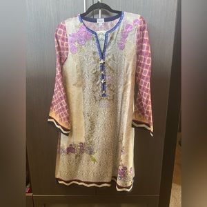 Sania Maskatiya digital print and embroidery kurta and dupatta